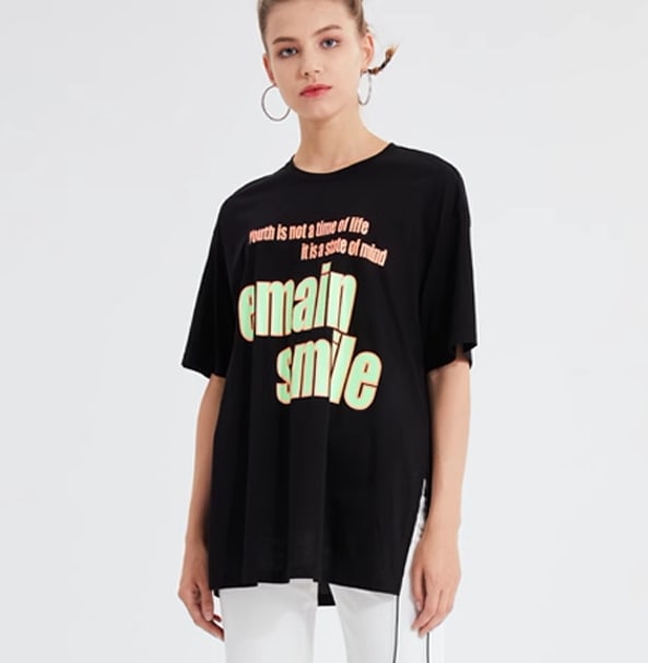 レディースファッション ファッション トレンド プリント Tシャツ ゆったり 大きいサイズ 女性 半袖 シャツ 個性的 トップス Tシャツ 白シャツ 白トップス 袖あり 半袖 ストレート かわいい