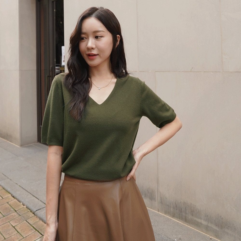 クリック＆ファニーオールインワンラウンド＆V＆モーダルニット