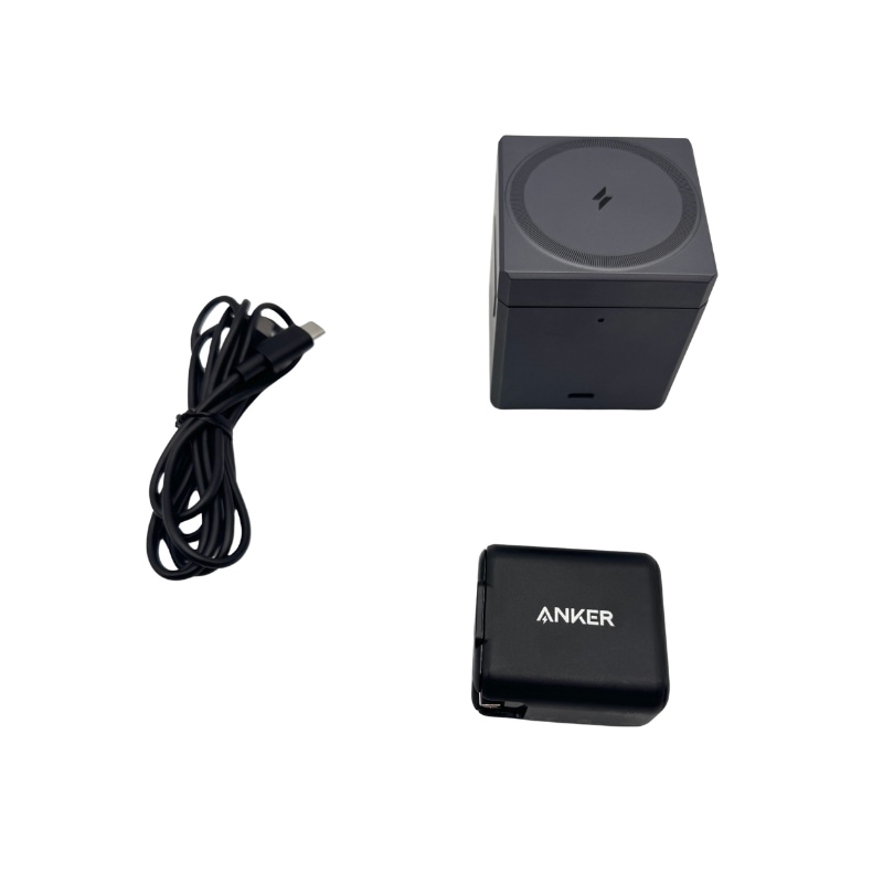 【中古 動作確認済】 Anker 3-in-1 Cube with MagSafe マグネット式 3-in-1 ワイヤレス充電ステーション