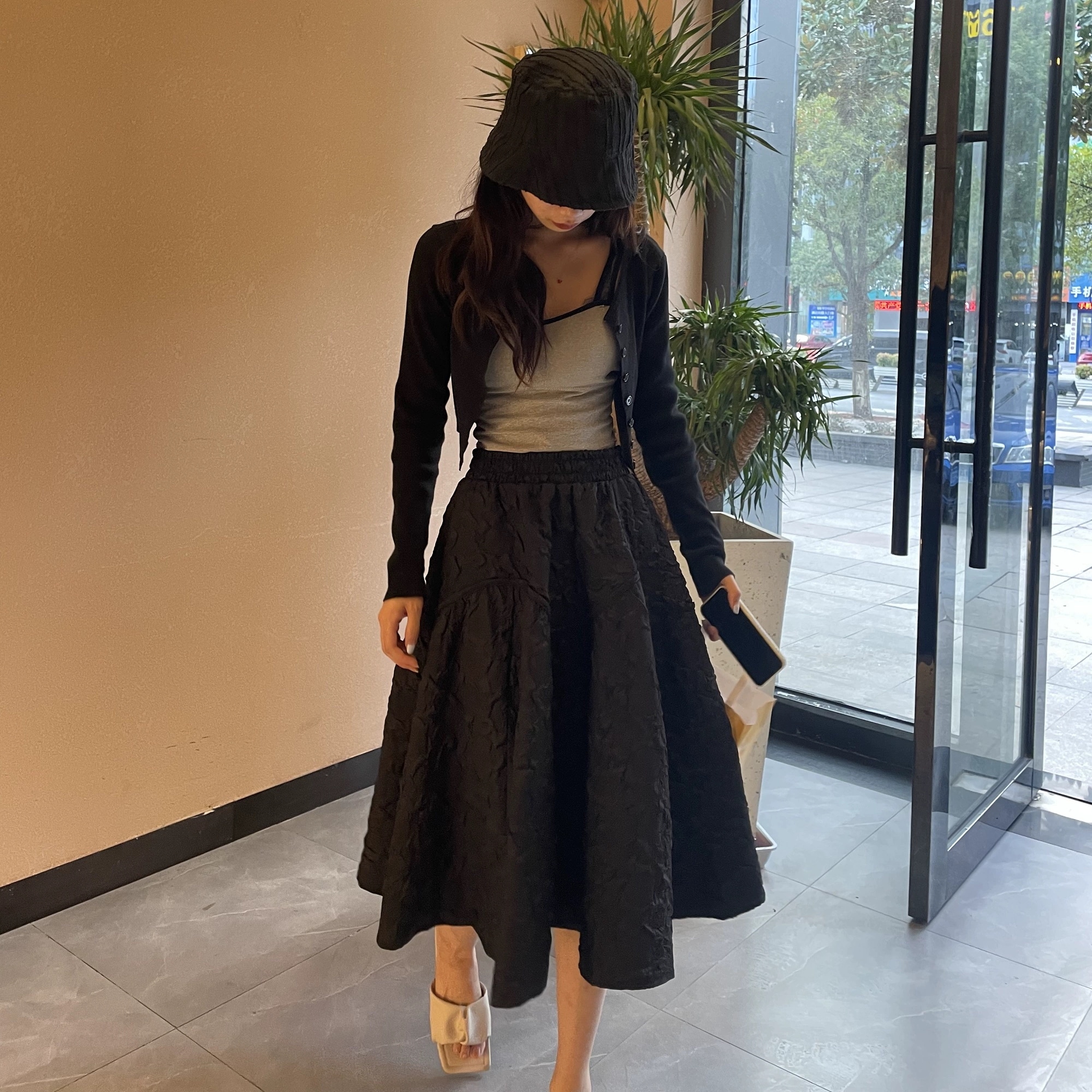 レディース スカート ジャガード ミディ丈 フレア Aライン ハイウエスト フラワー型押し かわいい 大人可愛い きれいめ カジュアル 上品 おしゃれ ガーリー エレガント キュート