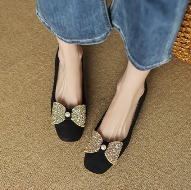 パンプス 痛くない vカット キラキラ　リボン付き　オフィス ローヒール ぺたんこ ラインストーン　バレエシューズ　フラットパンプス スクエアトゥ 走れる ぺたんこ　クッション入り　フラットシューズ今