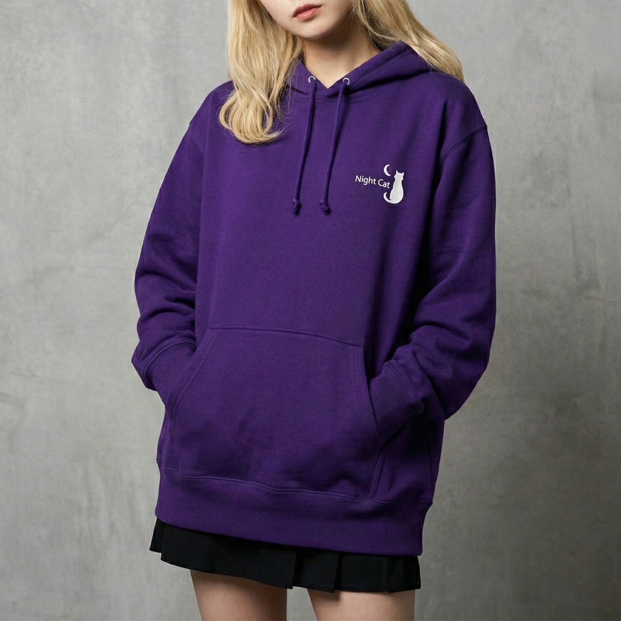 【Night Cat】ロゴ入り スウェットプルオーバーパーカー 10oz 裏パイル（パープル） 猫 ロゴ かわいい カッコいい クール ストリート 韓国 ファッション