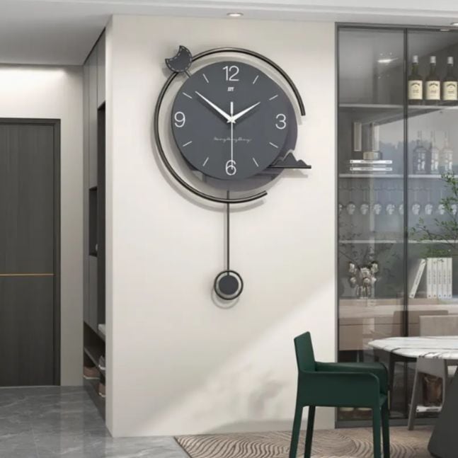 掛時計 モダン 静音 静か 振り子時計 シンプル 見やすい おしゃれ 北欧風 壁時計 木製 丸い 乾電池 大きい ブラック 可愛い リビング 寝室 ホームデコ