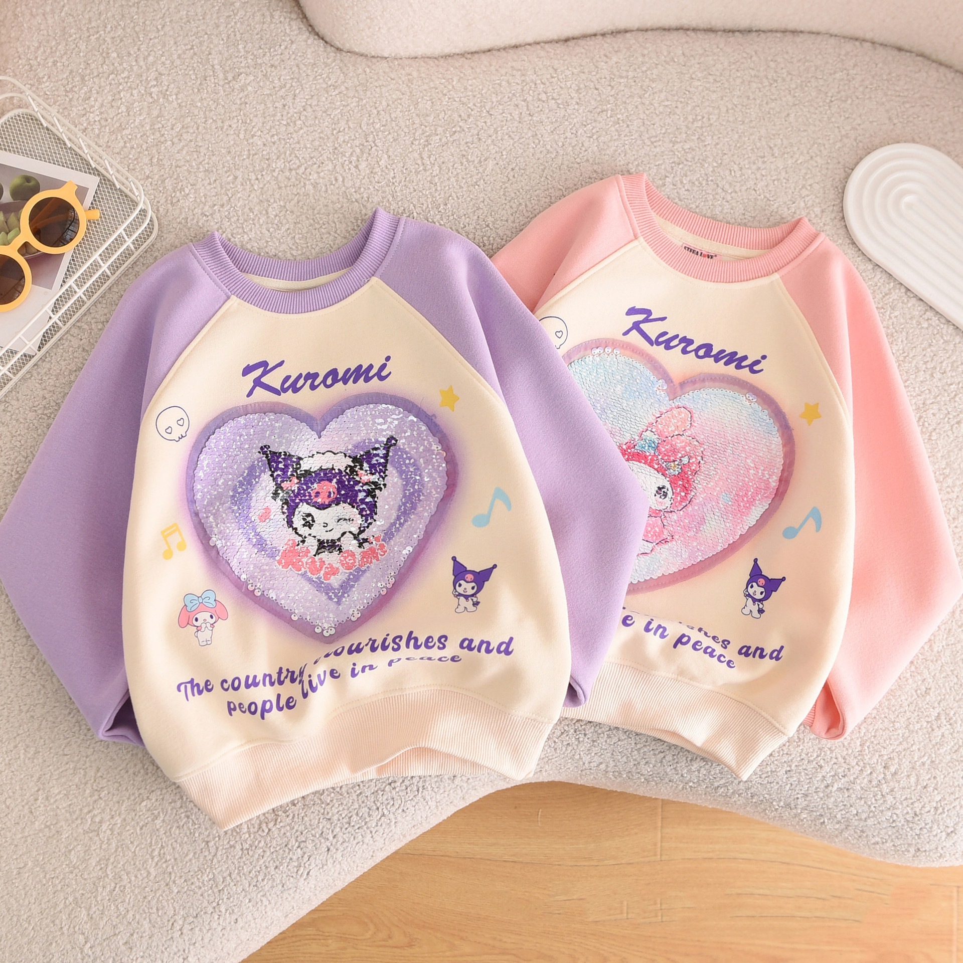 【急速出荷!】24秋子供服スパンコールラブクロミフェイスチェンジガールズセーター子供セーターラウンドネック