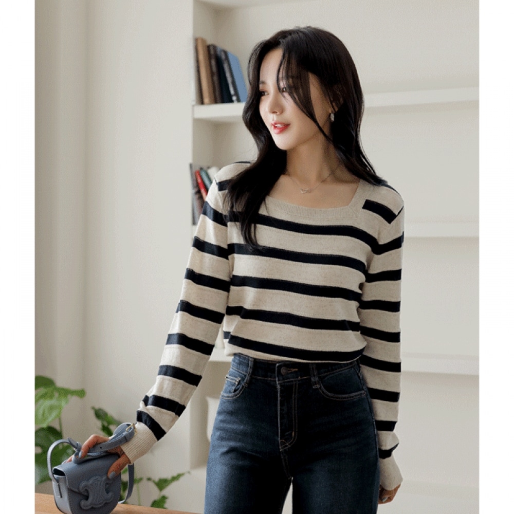 クリック＆ファニーアイスクエアストライプニット