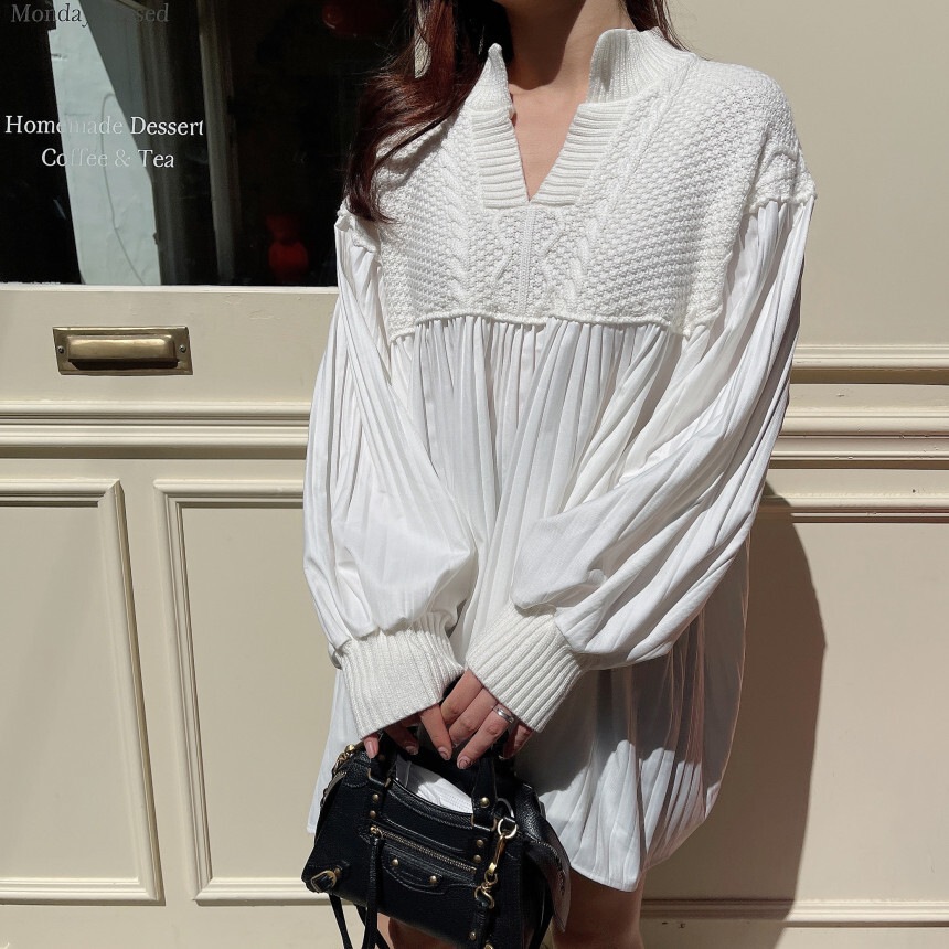 トップス ワンピース チュニック ミニ丈 ショート ショート丈 袖あり 長袖 ボリューム袖 Vネック セミフレア ワイド Aライン 切り替えデザイン ドッキング 大人可愛い 大人 おしゃれ