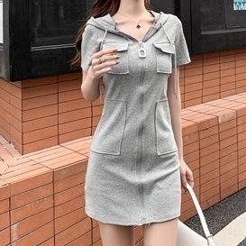 ワンピース ミニ丈 袖あり 半袖 襟なし Iライン フード付き かわいい 可愛い きれいめ シンプル カジュアル 上品 おしゃれ かっこいい 可愛い 女子 こなれ感 ラフ ラブリー