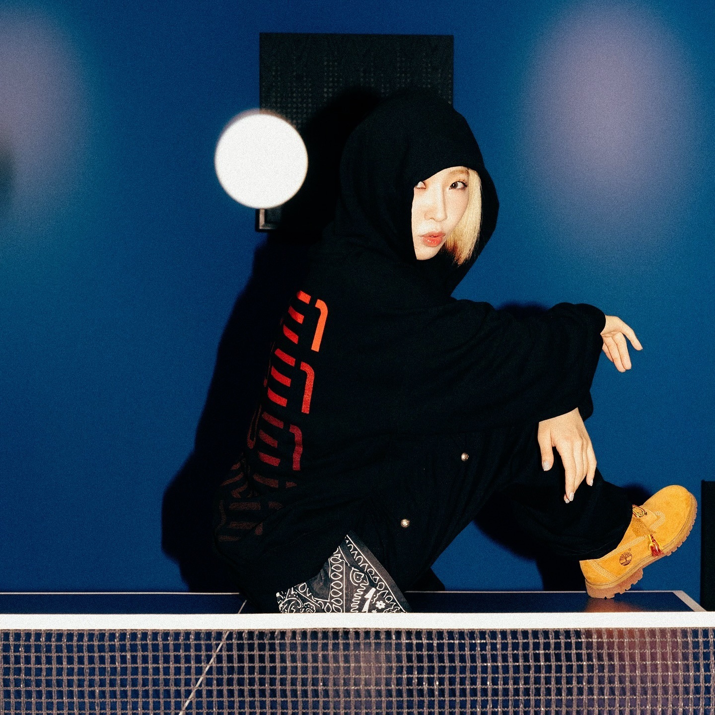 [公式正規品][WELCOMEBACK] 2NE1 LOGO HOODIE_BLACK 7,950円