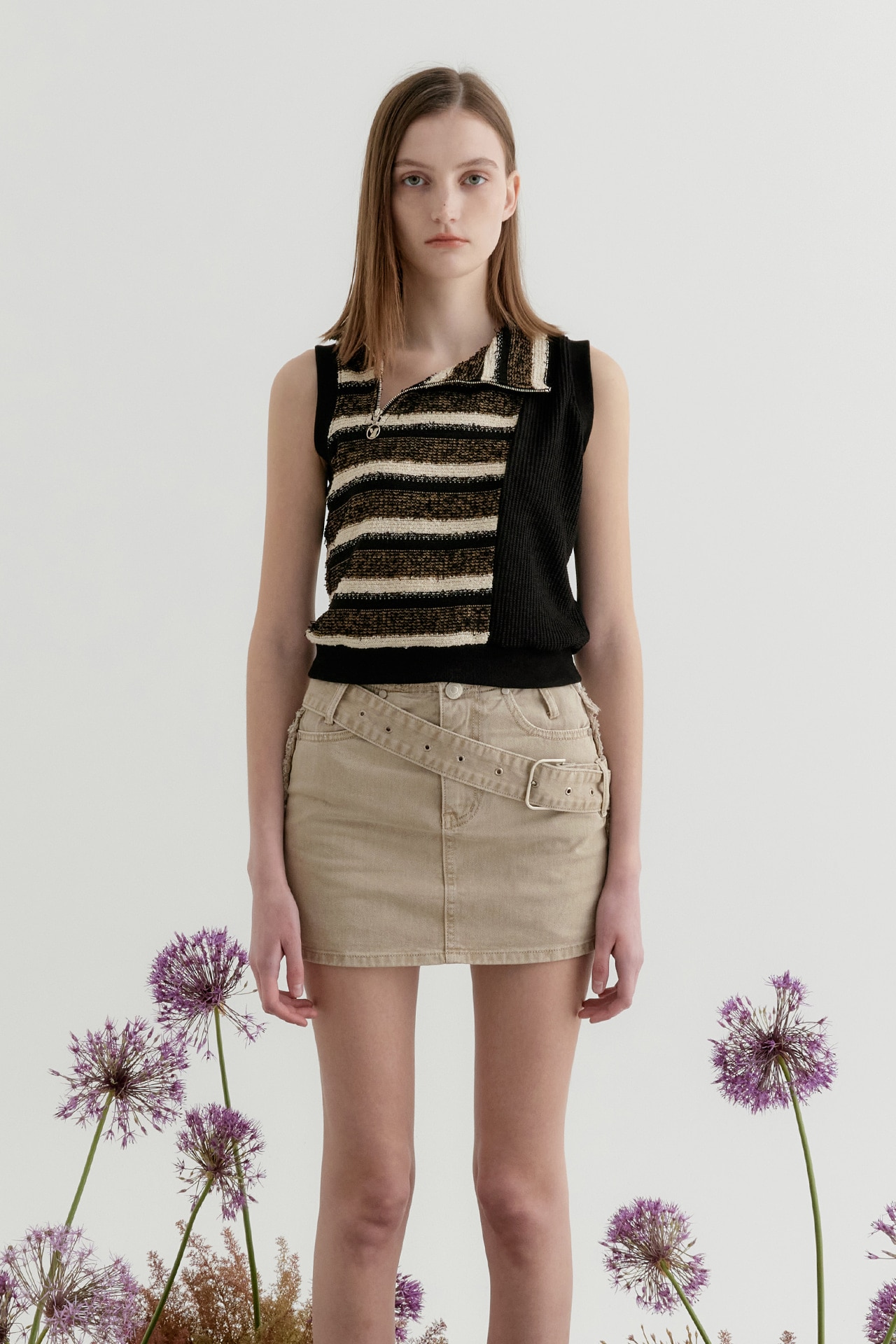 【YUSE】 BOUCLE HALF ZIP-UP KNIT VEST : BROWN