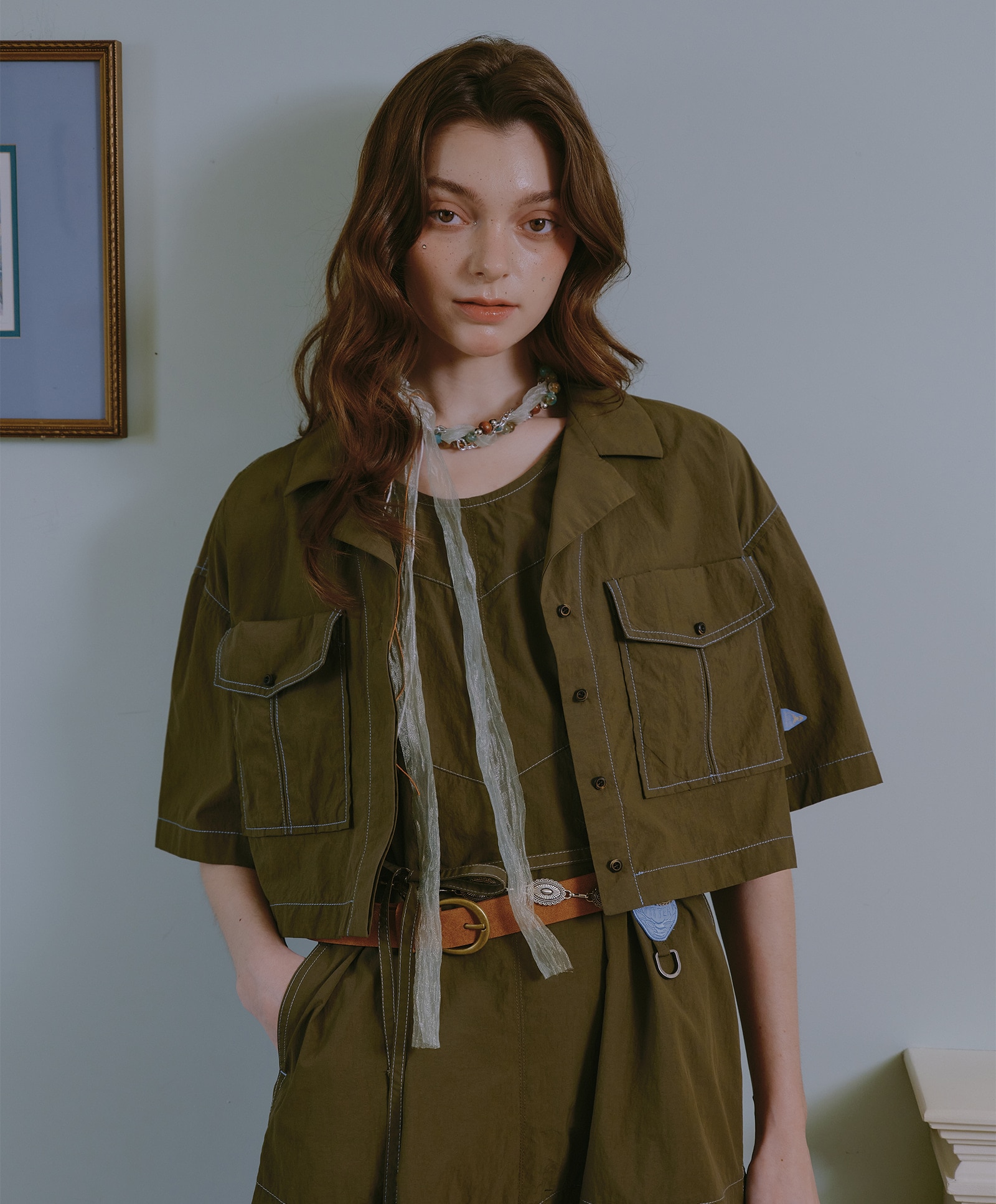 HUNTER CROP BOXY SHIRT_WOMEN [KHAKI]