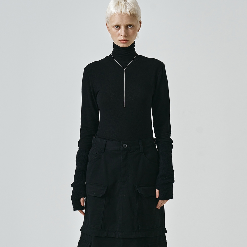 【NOIER】 WOOL SILKY ROLLNECK TSHIRT : BLACK