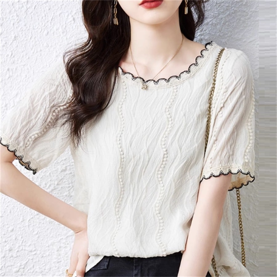 トップス 2色 Tシャツ 袖あり 半袖 ラウンドネック プルオーバー スカラップ 刺繍 くしゅくしゅ 薄手生地 かわいい 大人可愛い 大人女子 こなれ感 シンプル カジュアル 大人
