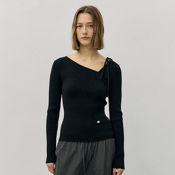 CUT OUT RIBBON KNIT BLACK