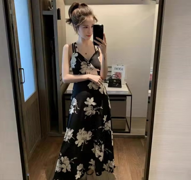 レディース スカート ワンピース ドレス フレアスカート ロングスカート 膝下 ロング アンクル丈 丈長 袖なし ノースリーブ Vネック Aライン 背中開き フェミニン ハイウエスト きれいめ