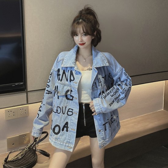 【取寄：納期2週間】デニムジャケット 手書きロゴ レディース 韓国 ファッション ペイントロゴ 落書きジャケット デニム アウター 春秋 おしゃれ オーバーサイズ メンズライク 長袖 デニムジャケット