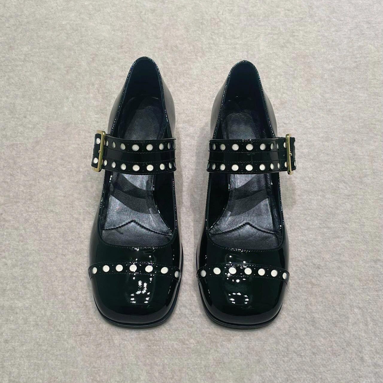 Panskin Edition2025 New Carved Threing Leather Mary Jane Shoes Women s One-clicking Straight Heel S