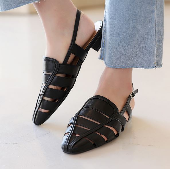 [bbaebbae] 使い勝手バツグン Vライン フラットサンダル モコモコ素材感ふわふわ肌触り (送料無料)おしゃれなシルエットのファッションコーデー提案ハイクォリティー/韓国ファッション