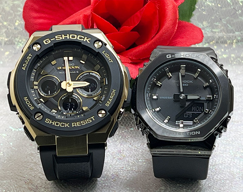 恋人たちのGショック ペアウオッチg-ショック人気 婚約　夫婦 高級　クリスマス プレゼント おすすめ G-SHOCK カシオ 2本セット アナデジ 電波ソーラー 電池式 GST-W300G-1