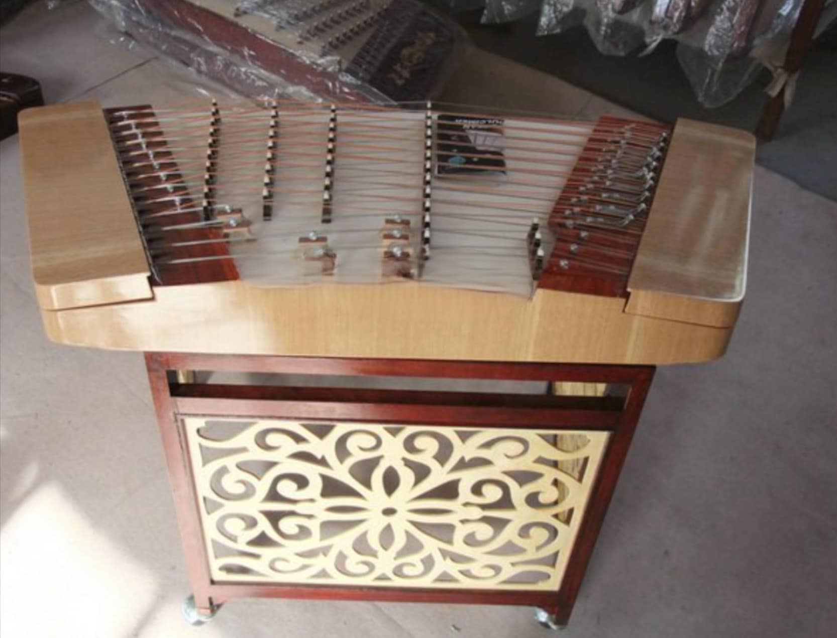 401揚琴 中国弦楽器