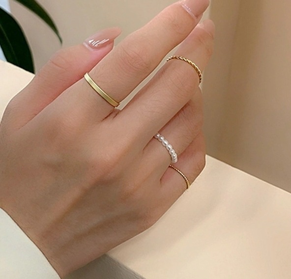 韓国ファッション 手元を美しくエレガント可愛い小指指輪 リング レトロデザイン キラッとリン