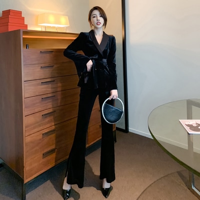 セットアップ ジャケット ボトムス パンツ 袖あり 長袖 フレア セミフレア ウエストマーク ウエストリボン ベロア 上下セット 2点セット ツーピース きれいめ おしゃれ お洒落 かっこいい 13,088円