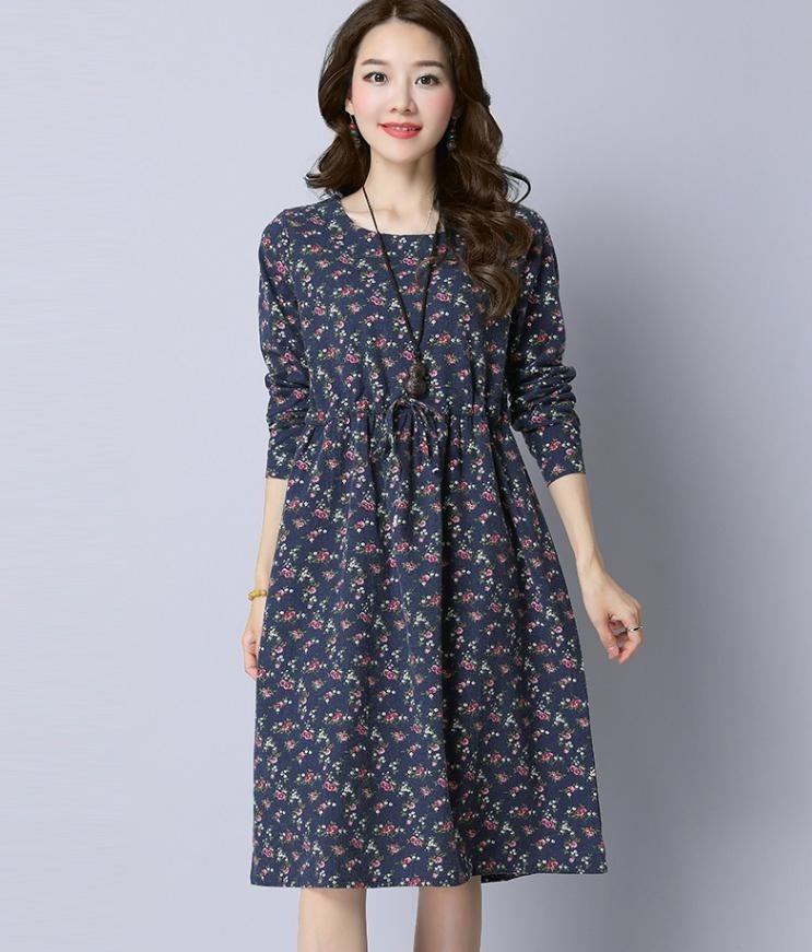 1244．花柄レトロラウンドネックワンピース（ネイビー）