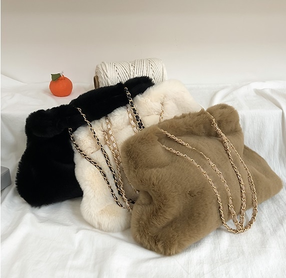 【送料無料】レディース フェイクファー ファーバッグ 全3色 ファスナー 無地 チェーン