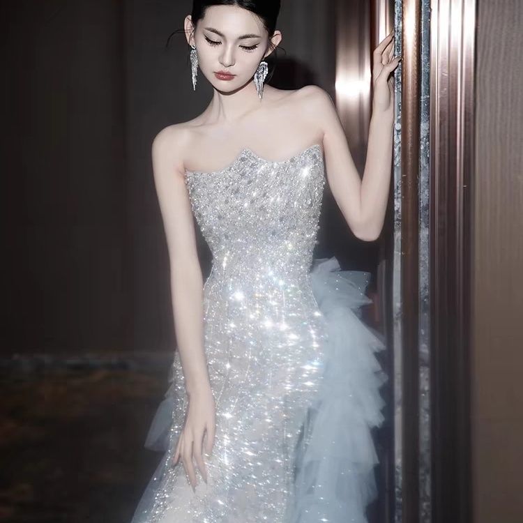 クイーンクイーンドレスレディースバンケットビーズ重工業界のダイテールブライド服 8,132円