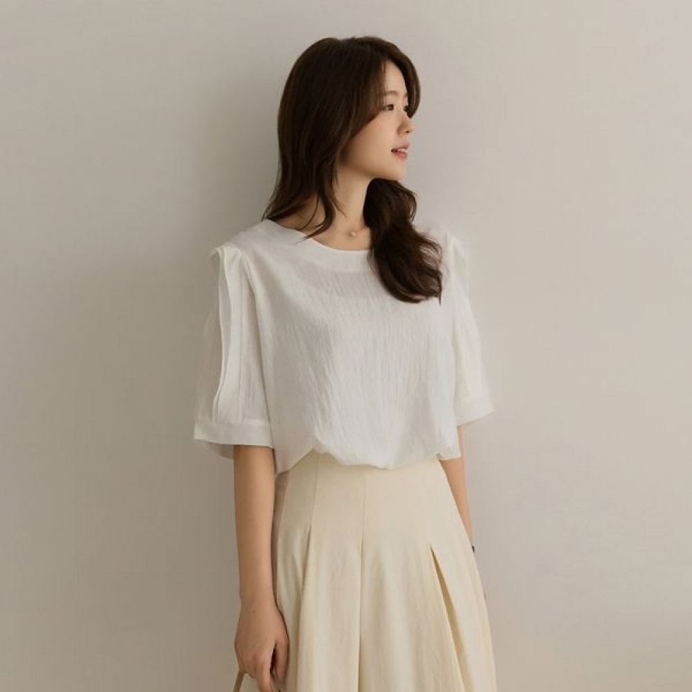 エリシア スノーラウンドフリル七分ブラウス