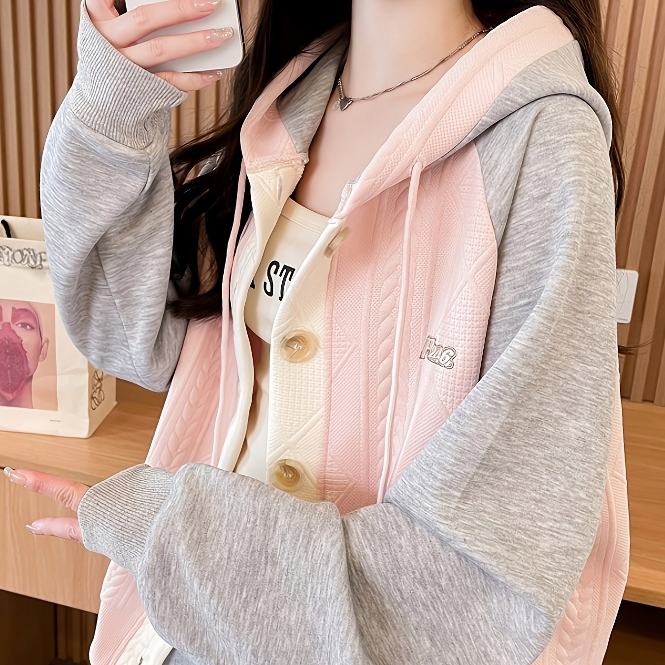 レディース カジュアル カラーブロック パーカー ドローストリング付き 軽量ポリエステル混紡 ボタンディテール 長袖 洗濯機可 カジュアルウェア パーカー カラーブロック パーカー ドローストリングフ 5,827円