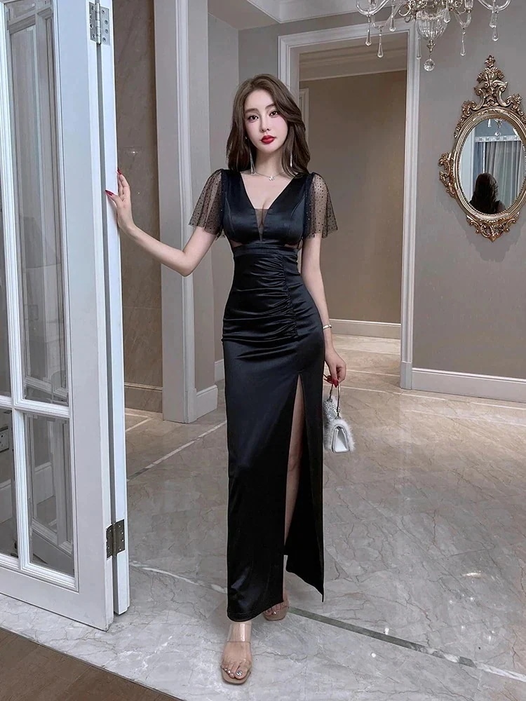 ドレス女性用イブニングドレスソフトペディキュアとフットバス技術者の作業服セクシーなロングスタイル