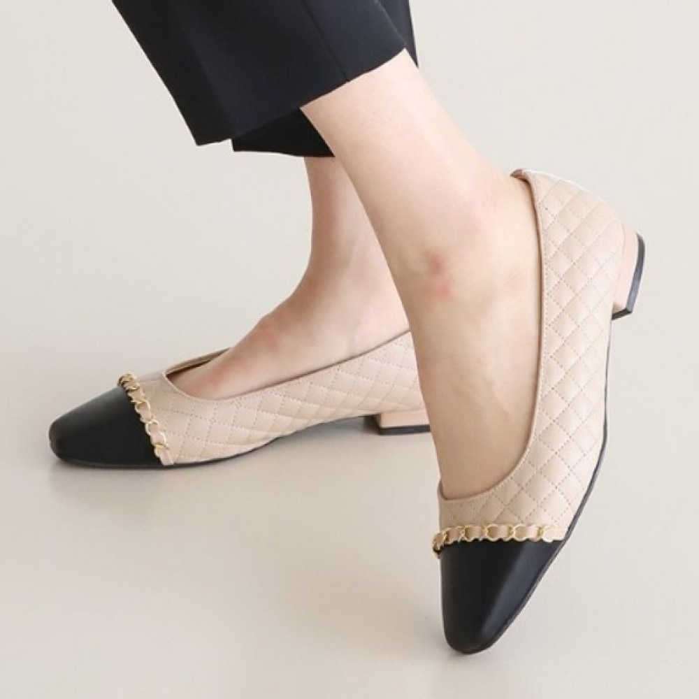 (Ninaspari) ブラックトゥゴールドチェーンキルティングフラット韓国製