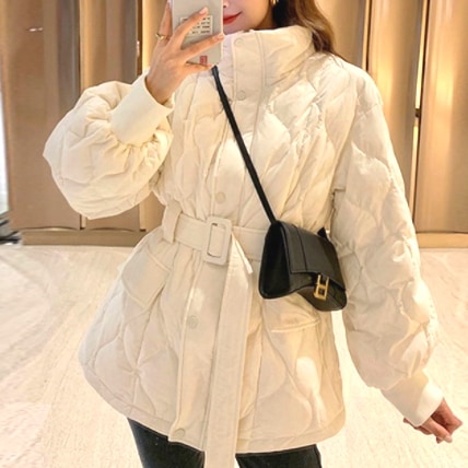 ダウンコート アウター コート ミドル丈 長袖 スタンドカラー もこもこ モコモコ フード付き