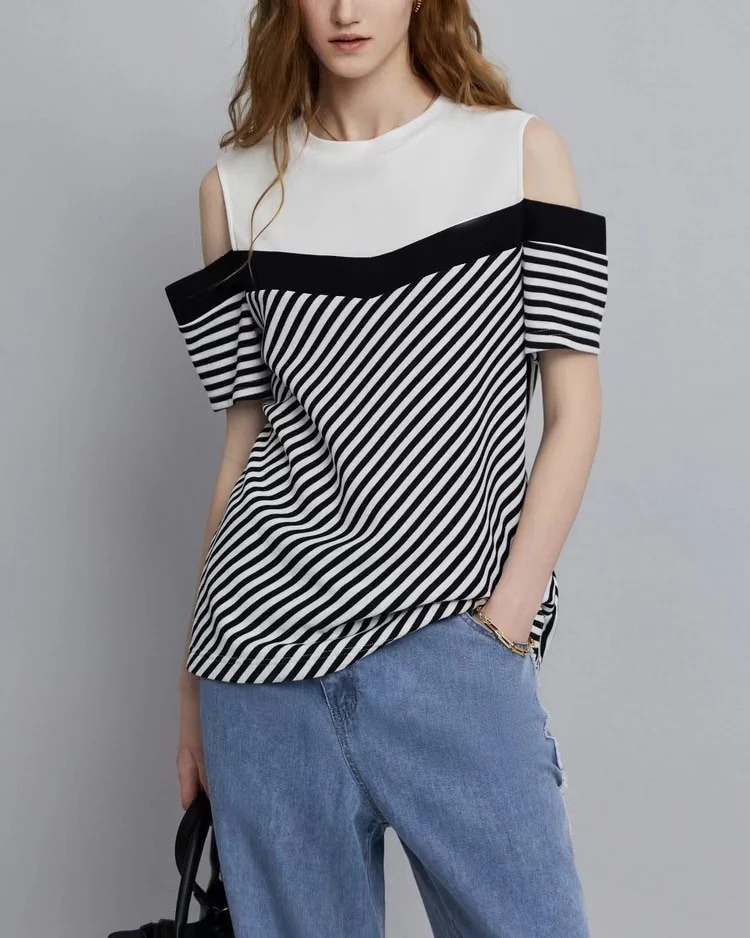 デザイン感縞肩丸襟ニットトップス 2024夏の新型シンプルファッション痩せ半袖上着アンダーウェア