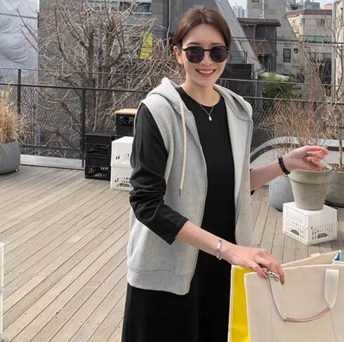 ベスト アウター トップス ジャケット スリムベスト フード付き チョッキ 春秋 レギュラー丈 前開き ジッパー コットン かわいい きれいめ 大人可愛い 上品 おしゃれ 大人女子 通学 個性的 無地