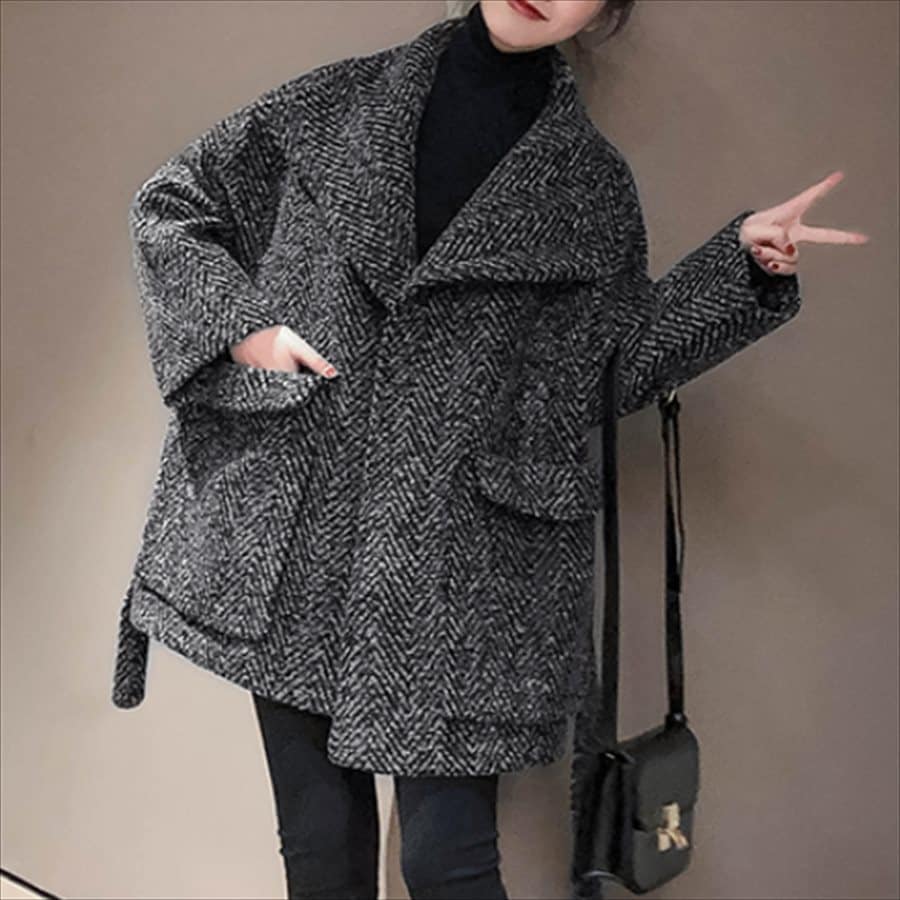 アウター コート 羽織り ショートコート チェスターコート ショート ショート丈 袖あり 長袖 Vネック フレア Aライン ポリエステル かわいい 大人可愛い 綺麗 シンプル カジュアル