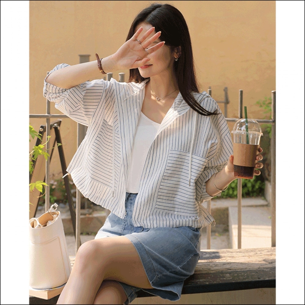 クリック＆ファニー キャットストライプ ストリングフードシャツ モデル名シャツ・ブラウス