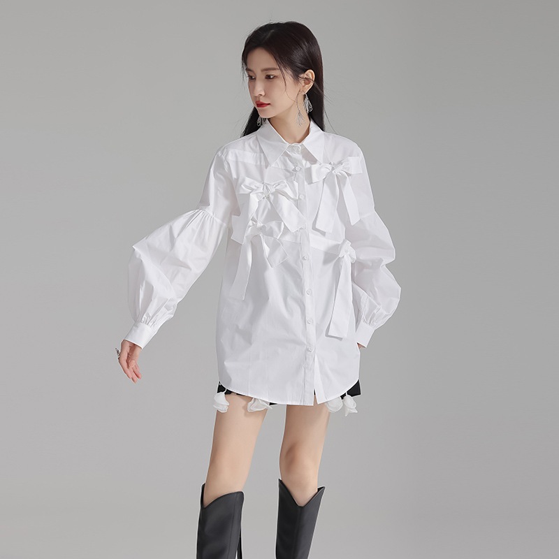 日中2025春装新作宮廷風蝶結び上着女性大衆デザインフランス優雅白シャツ