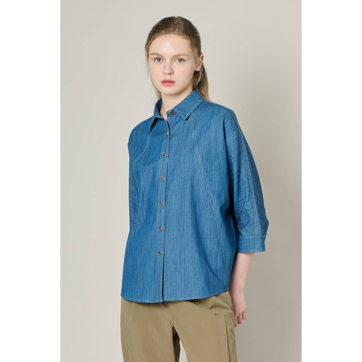 [韓国きれいめカジュアル] デニムシャツ風ブラウス