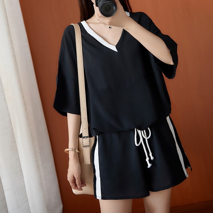 トップス ボトムス パンツ ショート丈 袖あり 半袖 Vネック ストレート ワイド ウエストゴム 上下セット ツーピース シンプル カジュアル おしゃれ かっこいい 大人女子 こなれ感 ラフ