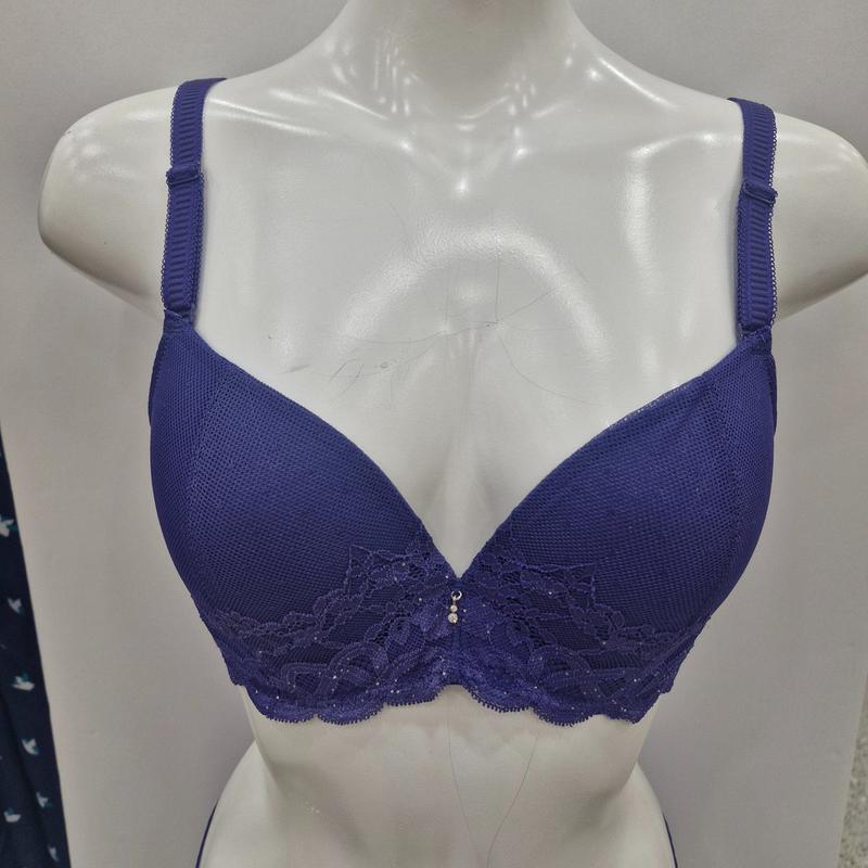 FWメインボリュームトゥインクルクッションブラ BR1980A