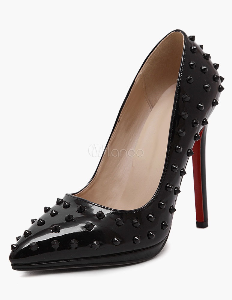 リベットポインテッドトゥパンプス