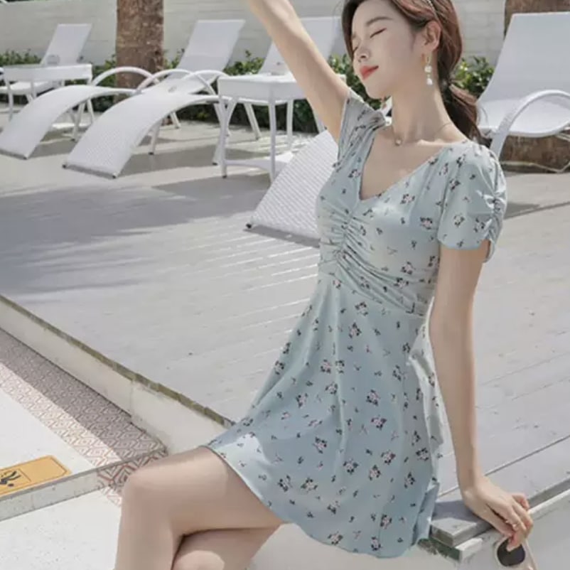 ワンピース水着 ショートパンツ パッド付き ハイウエスト シャーリング 盛れる セット 2点セット かわいい セクシー おしゃれ レトロ 存在感 ラブリー キュート ガーリー 背中見せ 小花柄 10代