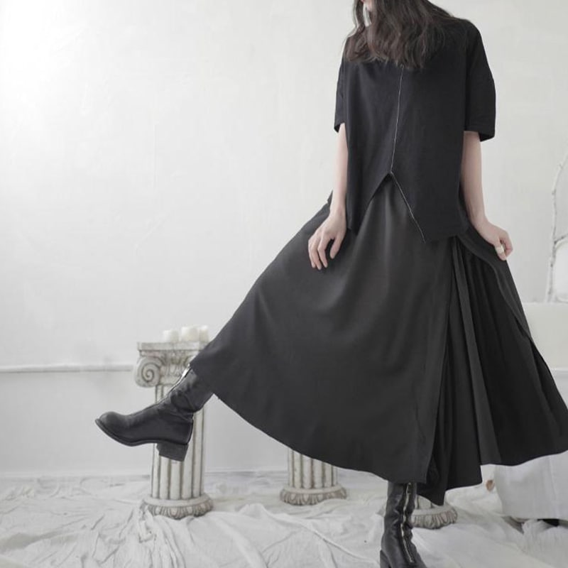 レディーススカートブラックシンプルカジュアル夏新作レディースルーズパーソナリティ不規則なデザインレディースシンプルブラックスカートラージサイズカジュアルレディーススカート