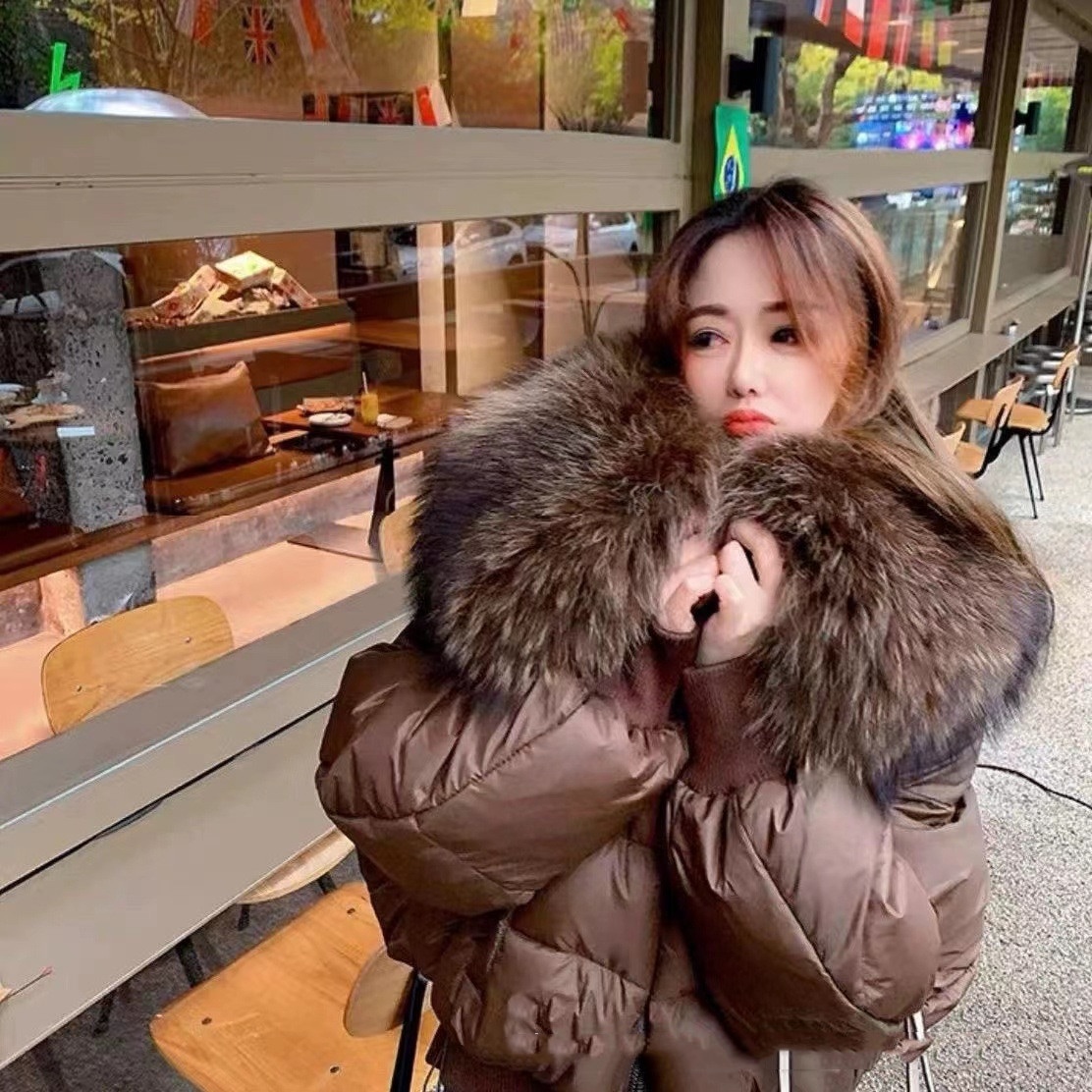 新品 大人気 中綿コート レディース 中綿ジャケット アウター ファー付き 厚手 暖か 着痩せ 防寒 通勤 冬服 シンプル 新作 韓国風 羽織り 大人 通学 暖かい 冬用 冬