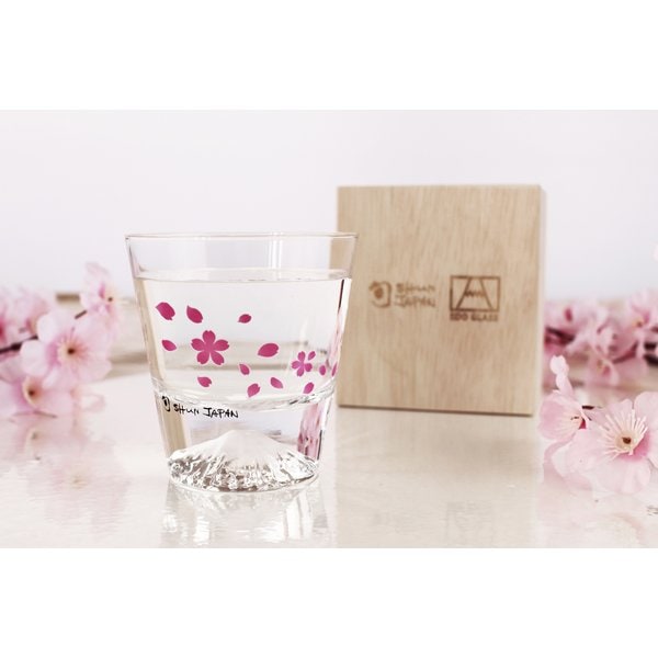 冷感桜舞富士山ロックグラス　春 桜 富士山 ロックグラス 江戸硝子 花見 贈り物 温度 変化 乾杯 ギフト プレゼント お祝い
