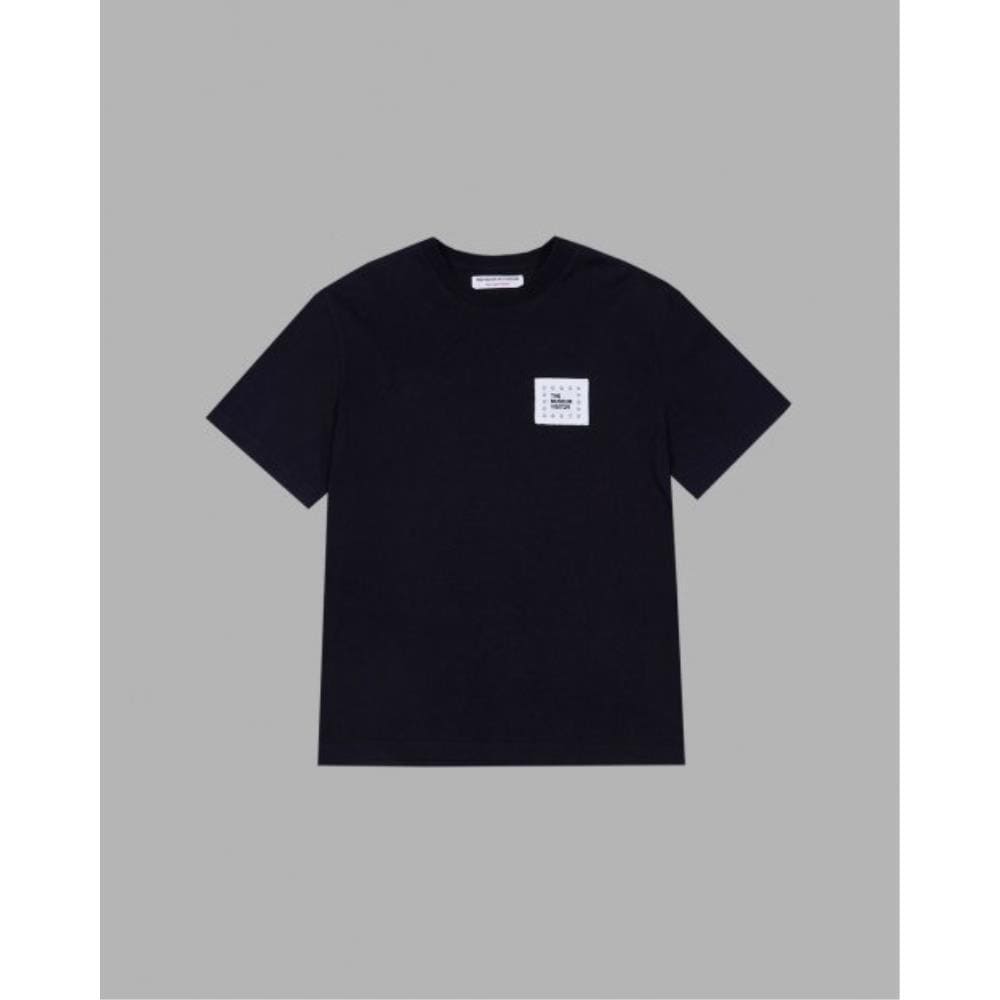 THE MUSEUM VISITOR CUBIC LOGO STITCHED TSHIRTS BLACK 102