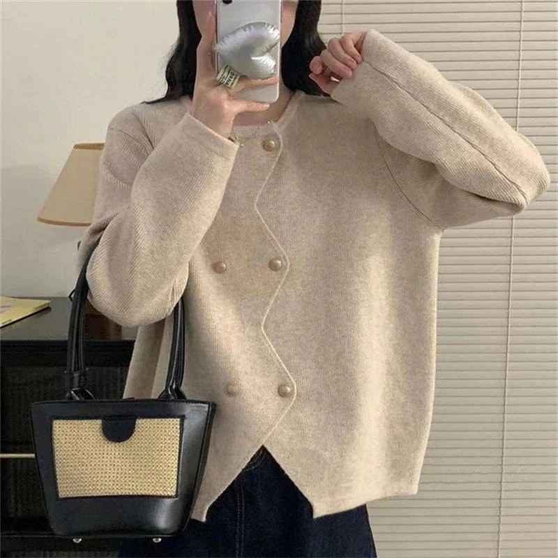 人気なリブニット ベーシックニット の新作ゆるふわニットカーディガン女性コートニッチデザイン不規則なデザイン感のブレストセータートップス