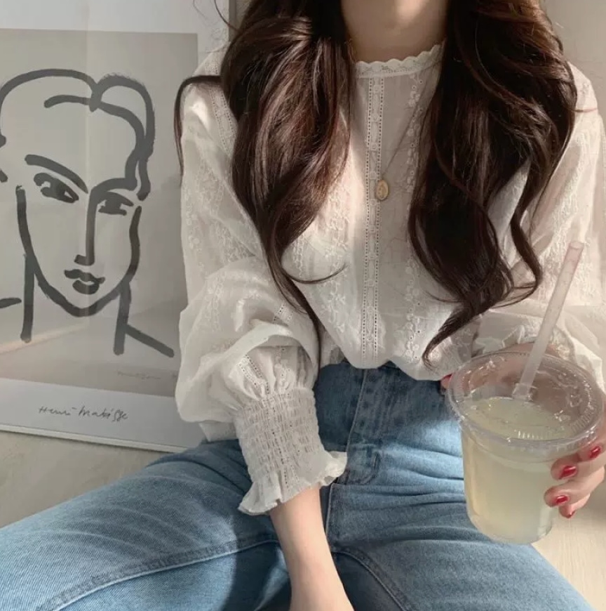 トップス デート シャツ ブラウス カットソー 袖あり 長袖 かわいい 大人可愛い きれいめ シンプル カジュアル 大人 上品 おしゃれ お洒落 主役級 存在感 春 秋 オールシーズン 10代 20代