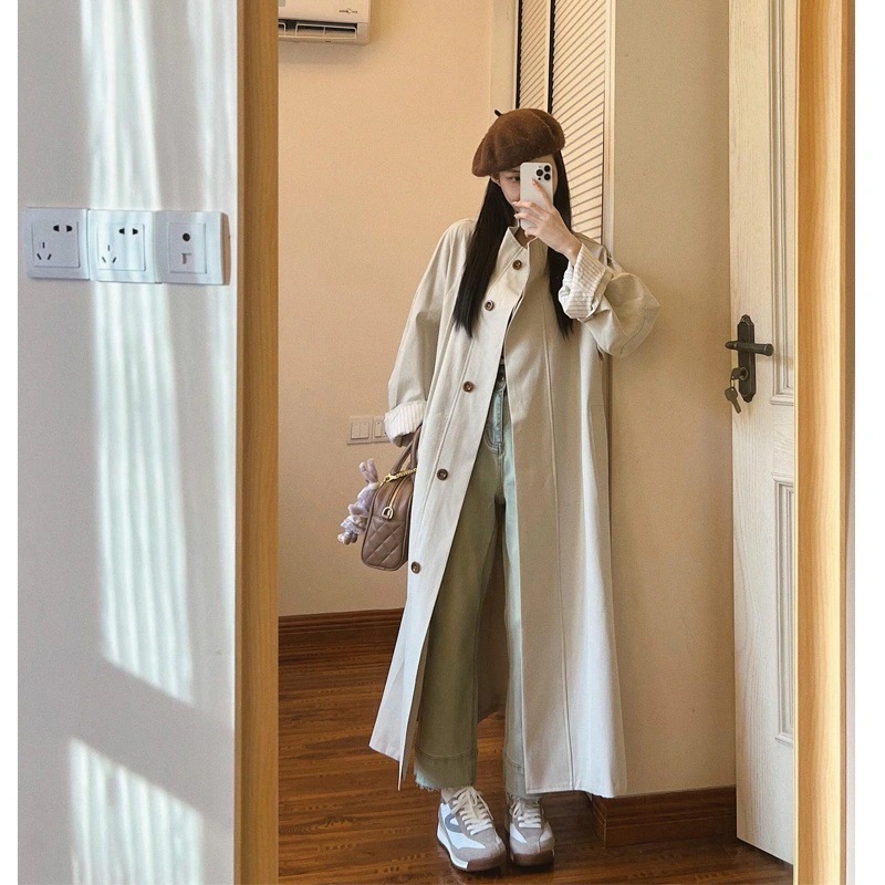 トレンチコート 2025 春の新しい韓国のレジャーロングセクショントレンチコートの襟の女性
